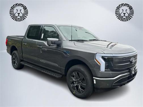 2025 Ford F-150 Lightning LARIAT