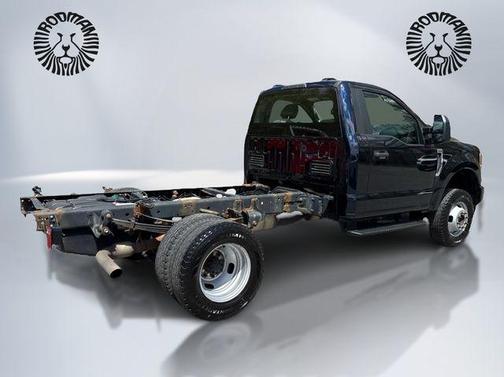 Antimatter Blue Metallic 2021 Ford F-350 XL