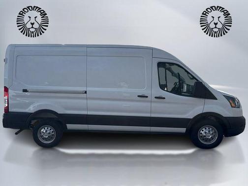 Oxford White 2026 Ford Transit-250 Base