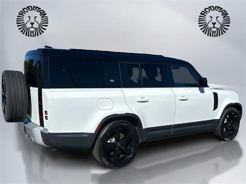 2024 Land Rover Defender 130 P300 S