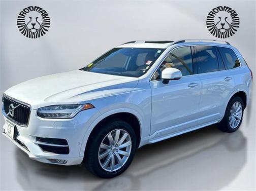 2018 Volvo XC90 T6 Momentum