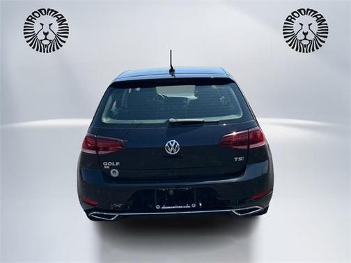 2018 Volkswagen Golf TSI SE