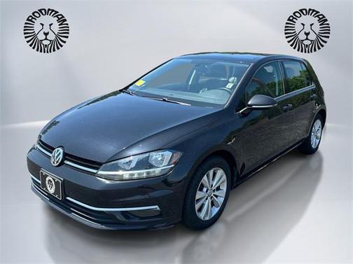 2018 Volkswagen Golf TSI SE