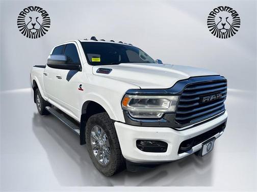 2021 RAM 2500 Laramie Crew Cab 4x4 6'4' Box