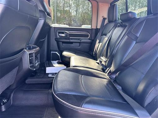 2021 RAM 2500 Laramie Crew Cab 4x4 6'4' Box