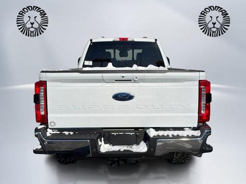 Oxford White 2026 Ford F-350 Lariat