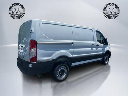 Oxford White 2026 Ford Transit-250 Base