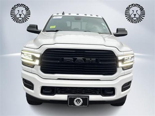 2019 RAM 2500 Laramie Crew Cab 4x4 6'4' Box
