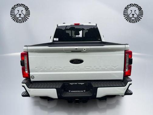 Star White Metallic Tri-Coat 2026 Ford F-250 Lariat