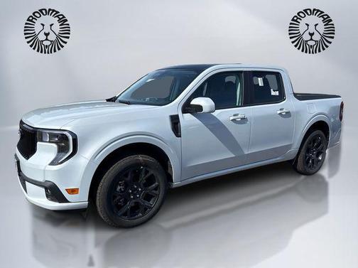 Space White Metallic 2026 Ford Maverick Lobo Standard