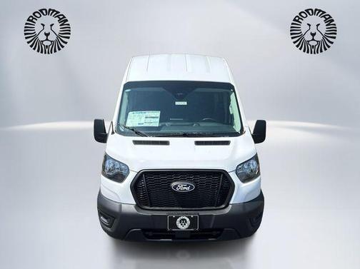 Oxford White 2026 Ford Transit-250 Base