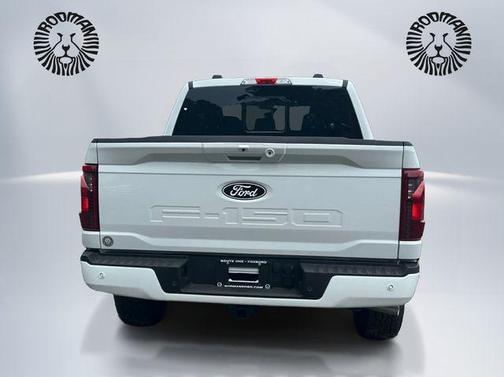 Oxford White 2026 Ford F-150 XLT