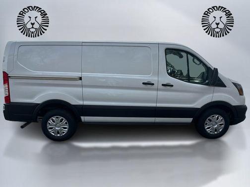 Oxford White 2025 Ford Transit-150 Base
