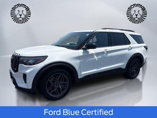 Star White Metallic Tri-Coat 2025 Ford Explorer ST