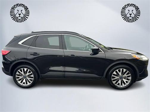 2021 Ford Escape Titanium