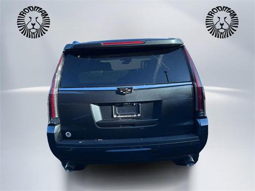 2020 Cadillac Escalade Luxury