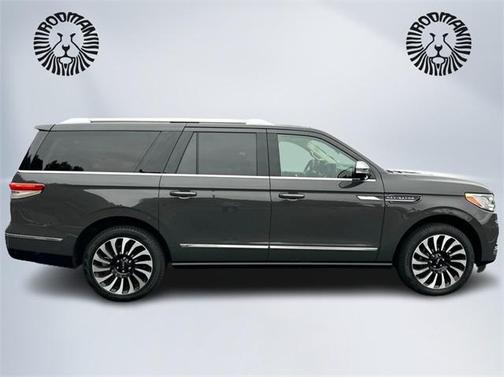 2023 Lincoln Navigator Black Label