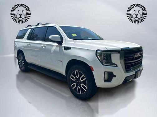Summit White 2022 GMC Yukon XL 4WD AT4