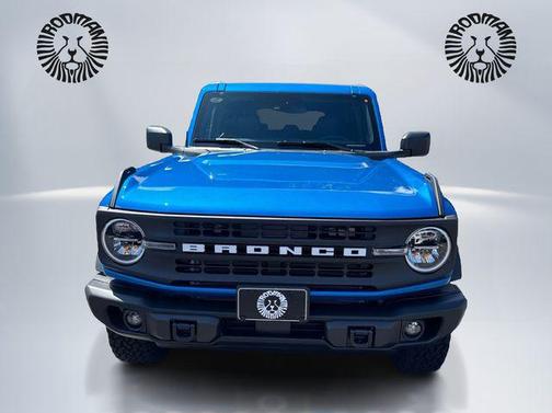 Velocity Blue Metallic 2025 Ford Bronco Big Bend