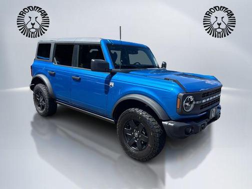 Velocity Blue Metallic 2025 Ford Bronco Big Bend