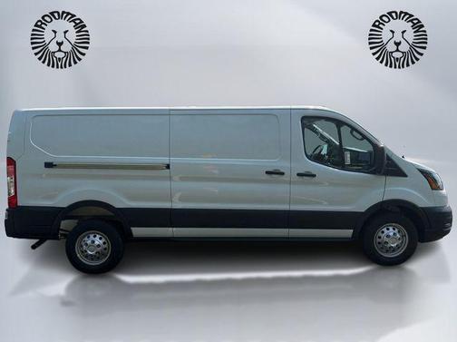 Oxford White 2026 Ford Transit-250 Base
