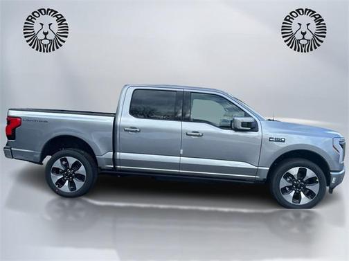 2025 Ford F-150 Lightning Platinum