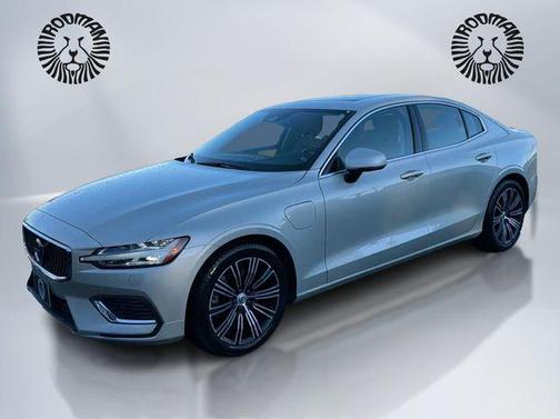 2022 Volvo S60 Recharge Plug-In Hybrid T8 Inscription