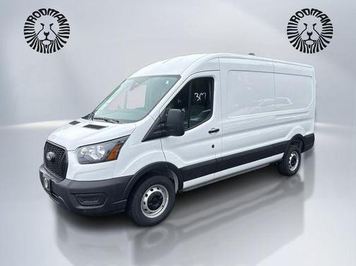 Oxford White 2026 Ford Transit-250 Base