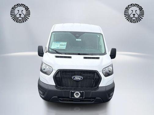 Oxford White 2026 Ford Transit-250 Base
