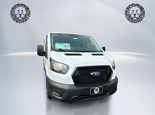 Oxford White 2025 Ford Transit-250 Base