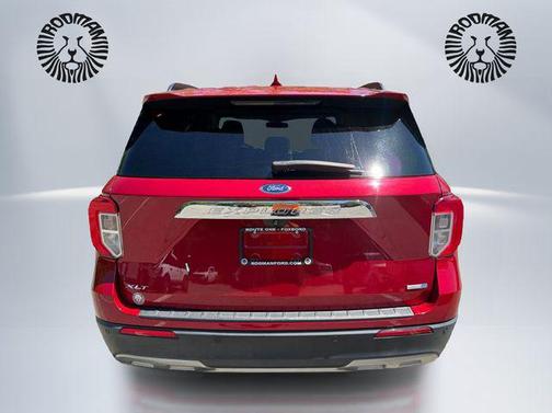 Rapid Red Metallic Tinted Clearcoat 2020 Ford Explorer XLT