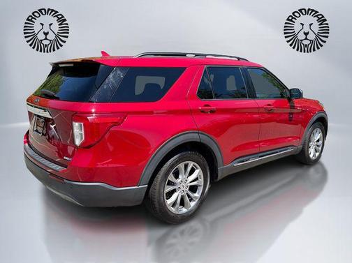 Rapid Red Metallic Tinted Clearcoat 2020 Ford Explorer XLT