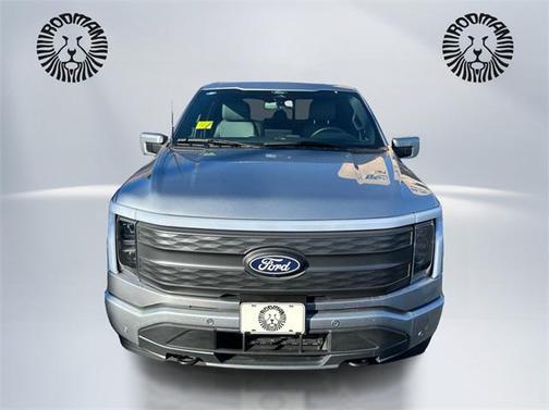 2024 Ford F-150 Lightning LARIAT