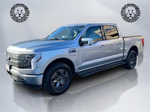 2024 Ford F-150 Lightning LARIAT