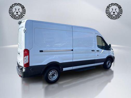 Oxford White 2019 Ford Transit-150 Base