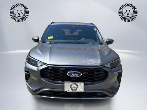 Carbonized Gray Metallic 2024 Ford Escape ST-Line