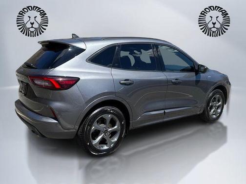 Carbonized Gray Metallic 2024 Ford Escape ST-Line