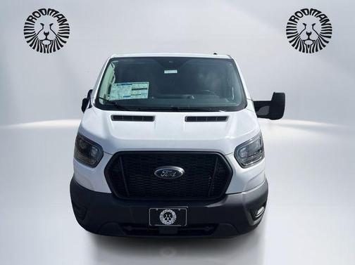 Oxford White 2025 Ford Transit-250 Base