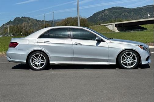 2016 Mercedes-Benz E-Class 4MATIC