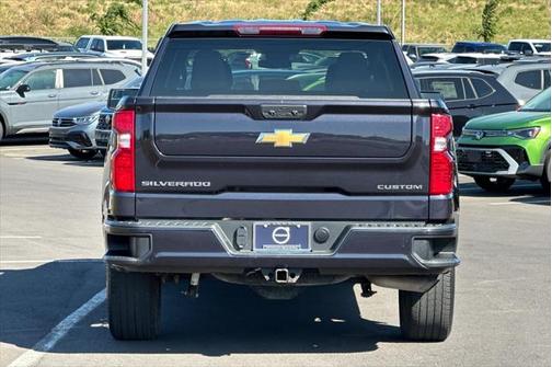 2022 Chevrolet Silverado 1500 Custom
