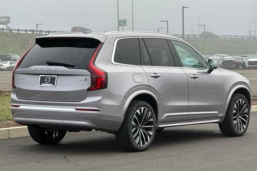 2026 Volvo XC90 B6 Ultra 7-Seater