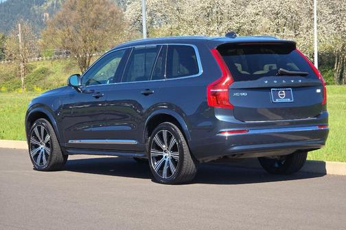 2023 Volvo XC90 Recharge Plug-In Hybrid T8 Plus 6-Seater