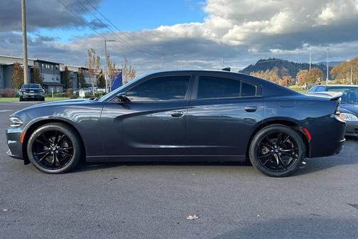 2018 Dodge Charger SXT Plus