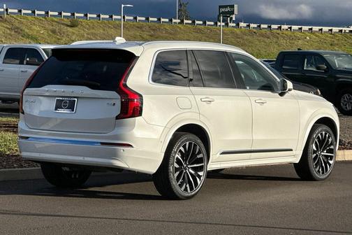 2026 Volvo XC90 Plus, B6 AWD Gas (mild hybrid), Gasoline, Bright, 6 Seats