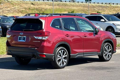 Crimson Red Pearl 2022 Subaru Forester Limited
