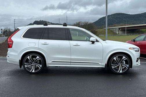 Crystal White Metallic 2025 Volvo XC90 B6 Ultra