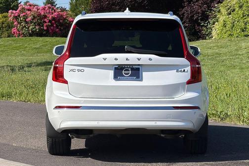 Crystal White Metallic 2025 Volvo XC90 B6 Ultra