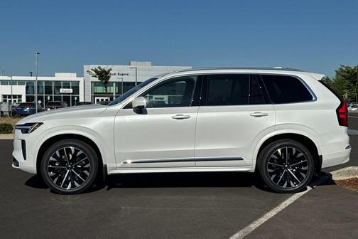 2026 Volvo XC90 B6 Plus 7-Seater
