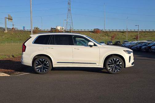 2026 Volvo XC90 B6 Plus 7-Seater