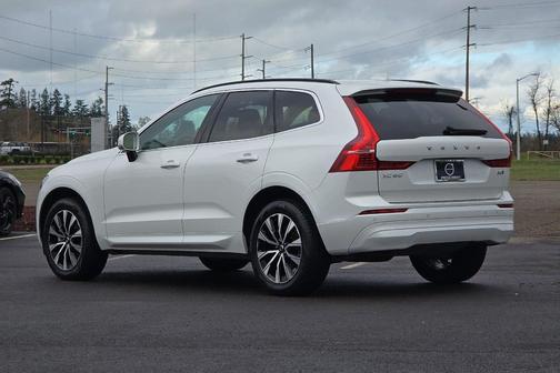 2023 Volvo XC60 B5 Core
